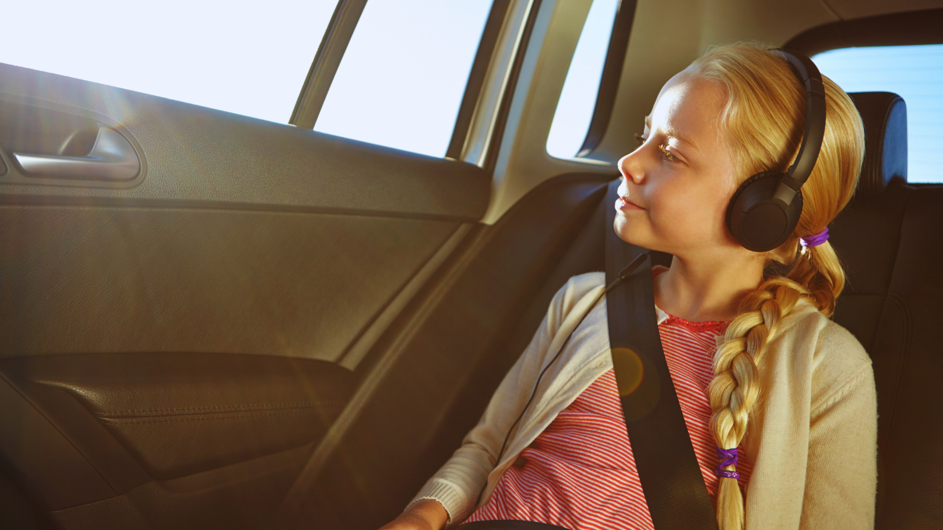 How to Make the Best Road Trip Playlist: Curating the Perfect Soundtrack for Your Journey